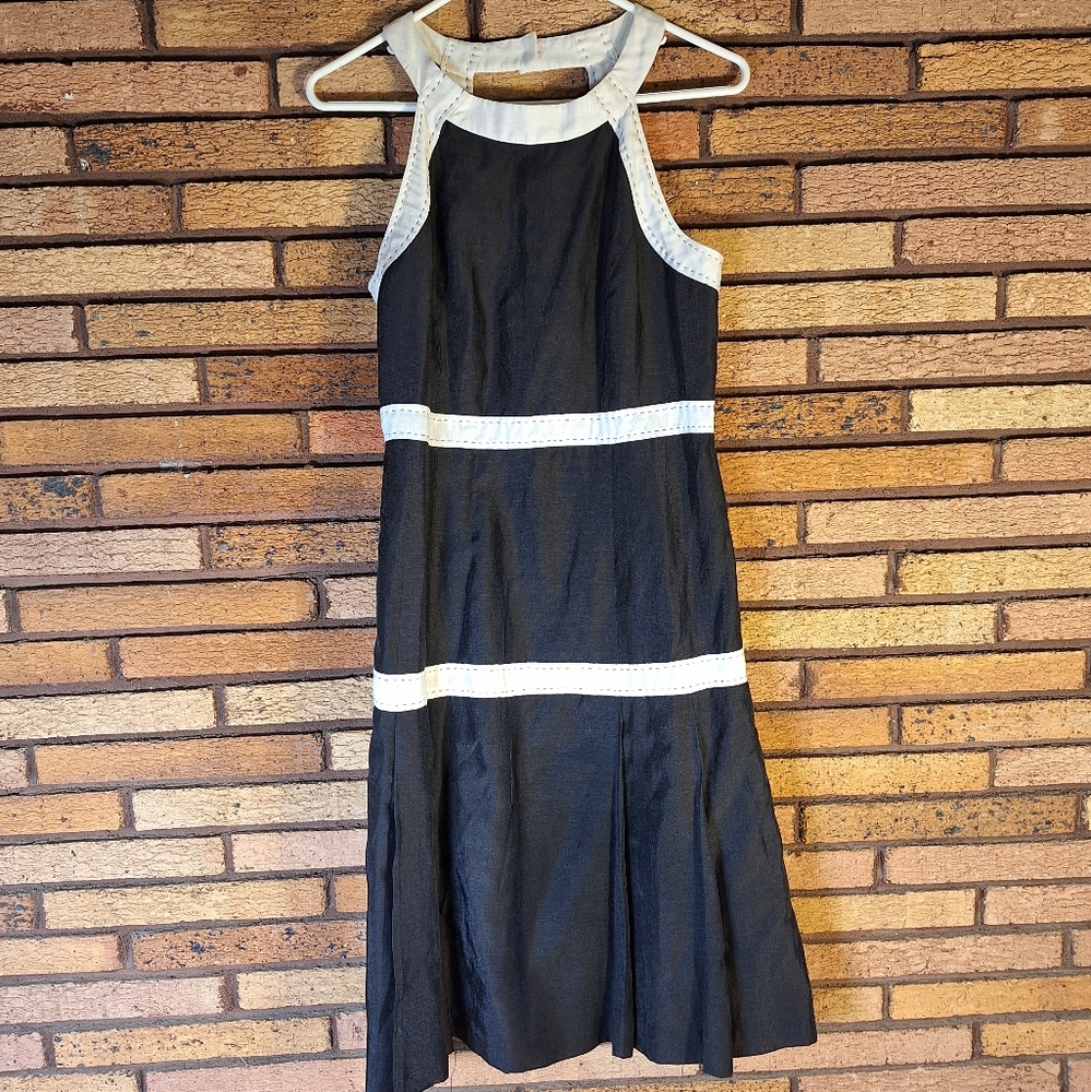 Due Per Due Veste Size 8 Black And White Dress